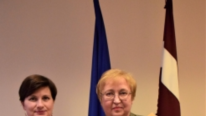 Veselības ministrijas Pateicības rakstu saņēmusi VADC darbiniece Irina Rodina