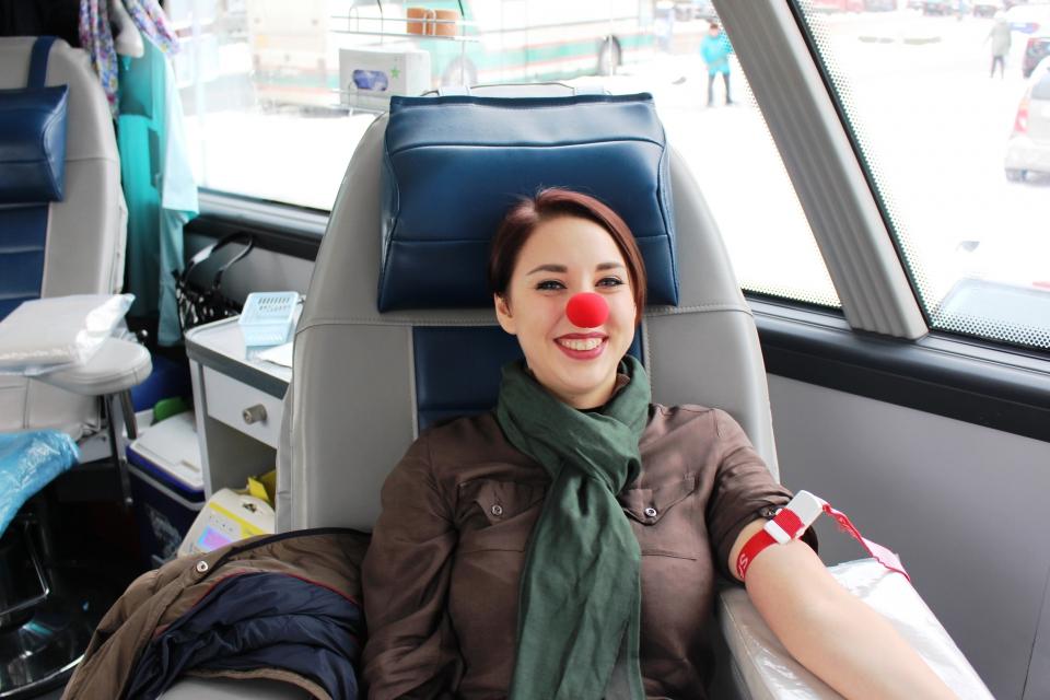Dakteri Klauni savā dzimšanas dienā aicina kļūt par asins donoriem