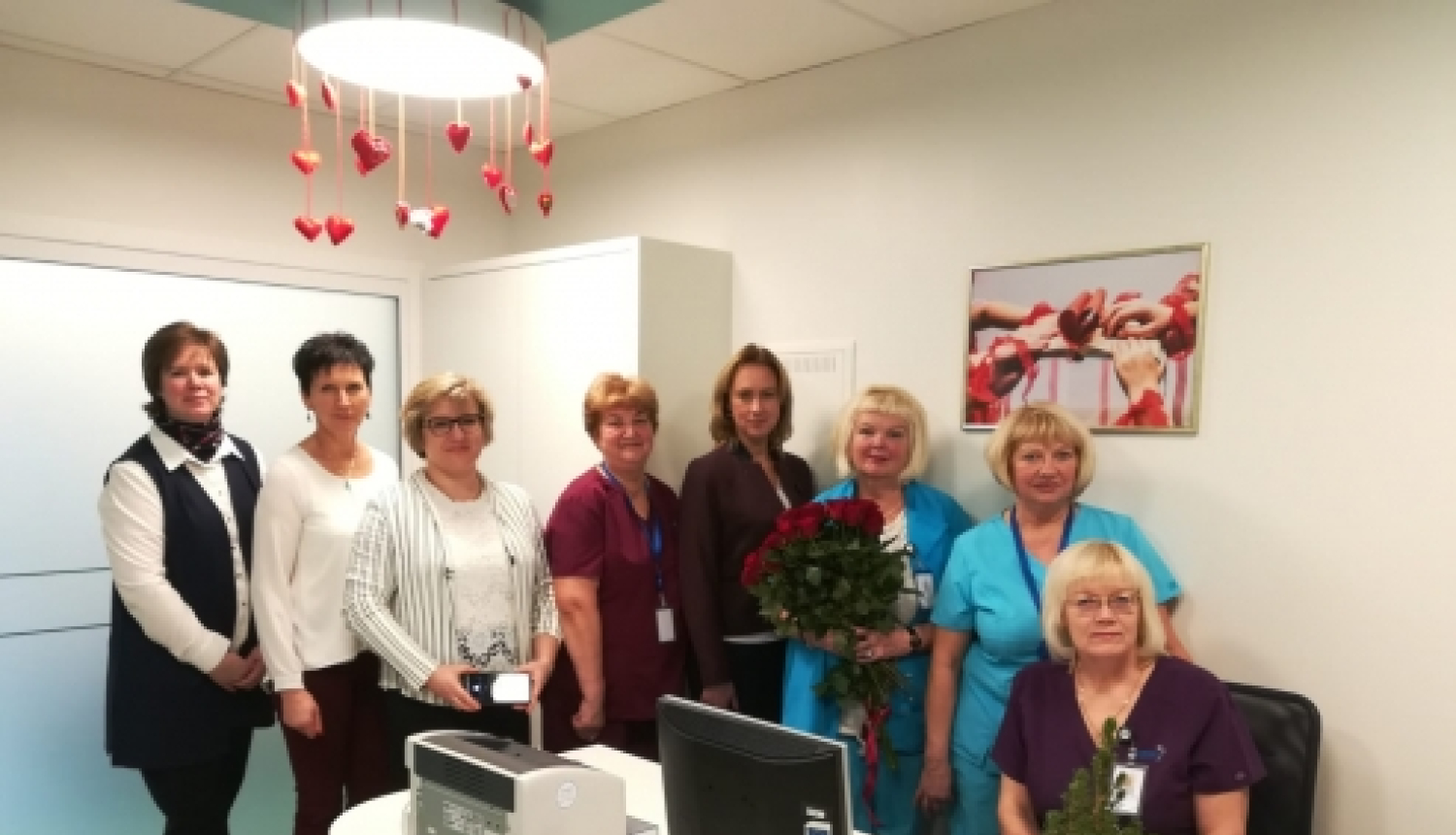 Durvis ver pārbūvētā Vidzemes slimnīcas Asins sagatavošanas nodaļa